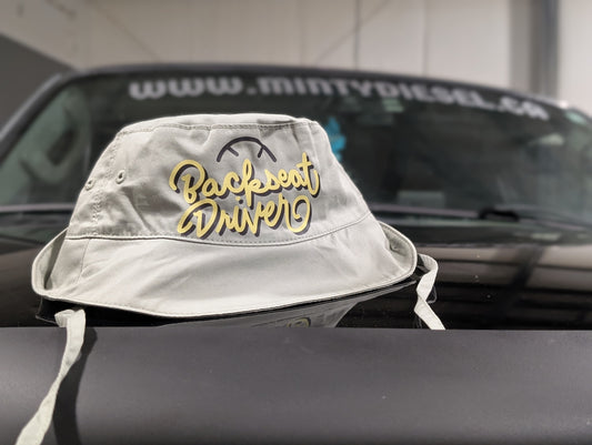 BACKSEAT DRIVER  [BABY BUCKET HAT]