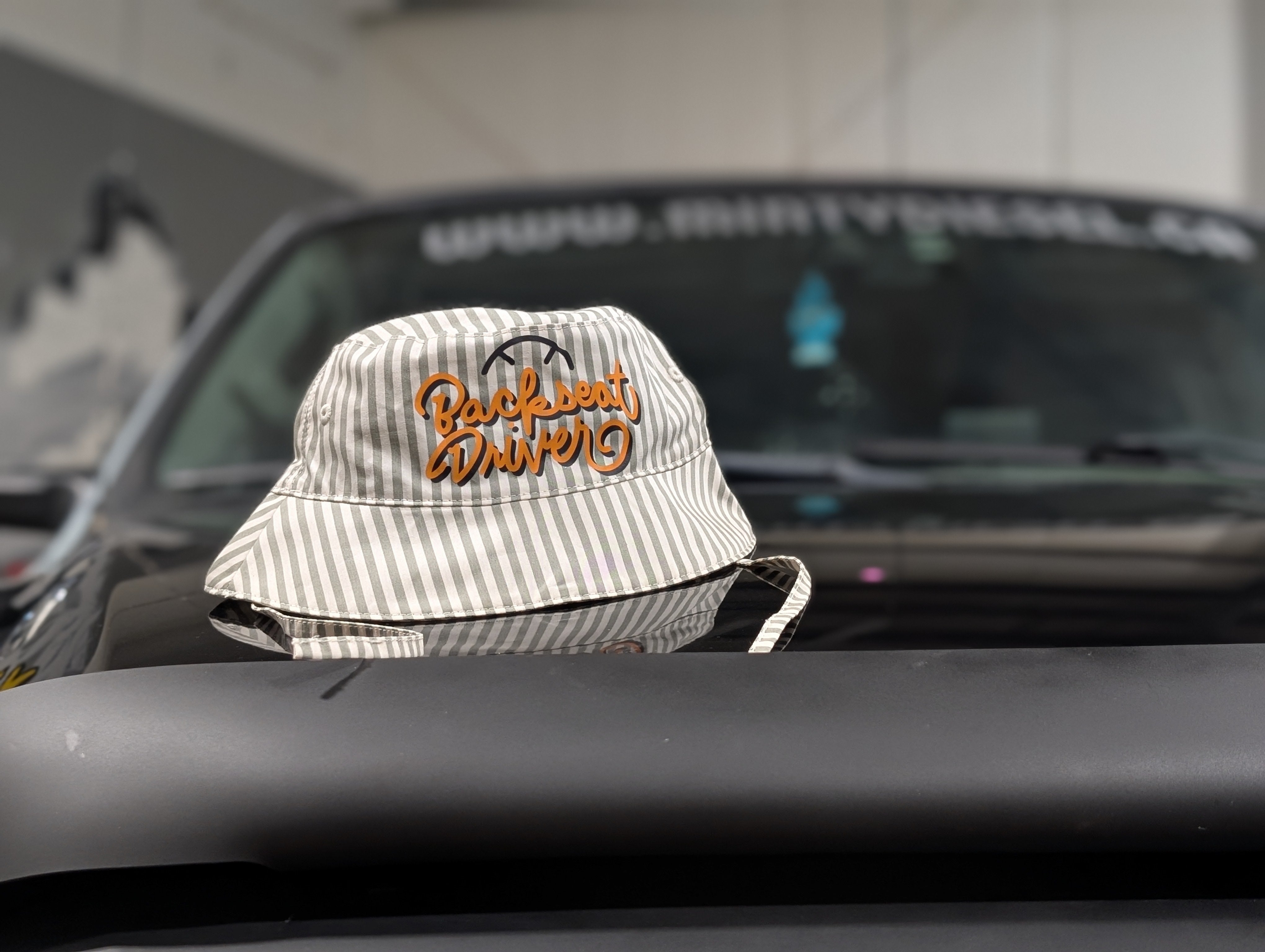 BACKSEAT DRIVER  [BABY BUCKET HAT]